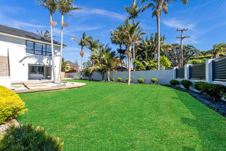 1A Morrow Avenue Bucklands Beach_16