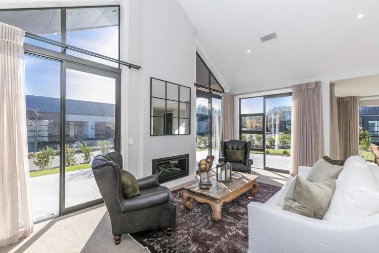 17/102 Peria Road_0