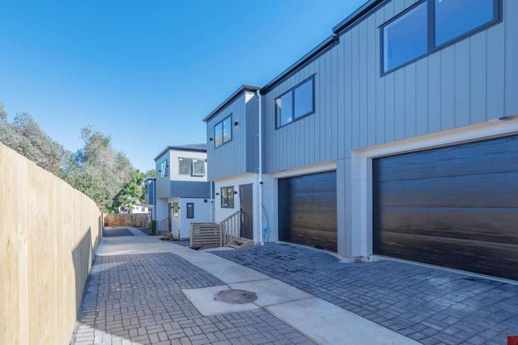 45 Greenmeadows Avenue_1