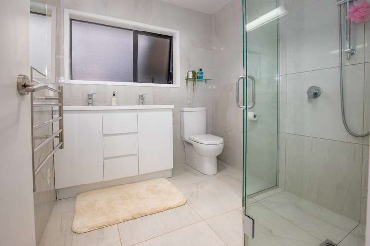 572 Pinnacle Hill Road Bombay_9