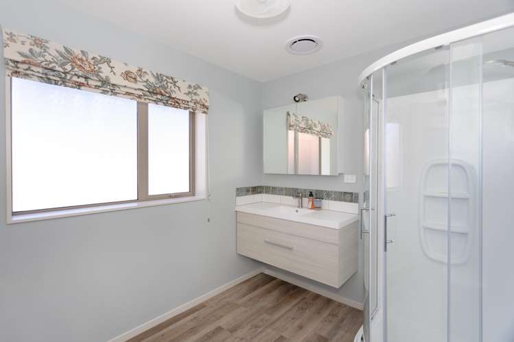 2/1789 Lake Ohau Road Lake Ohau_23