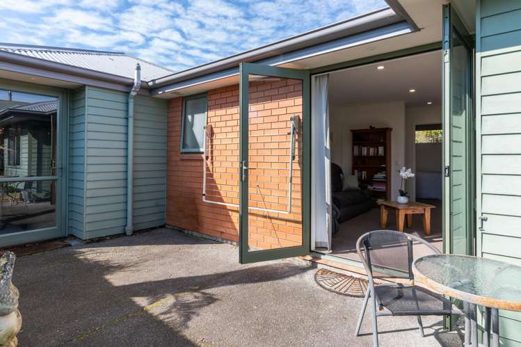 3/8 Hillsborough Terrace Hillsborough_11