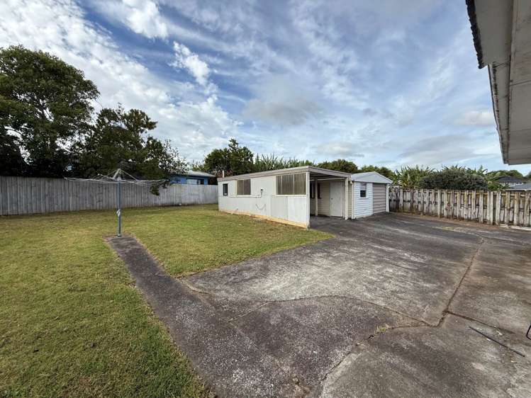 19 Heybridge Street Manurewa_25