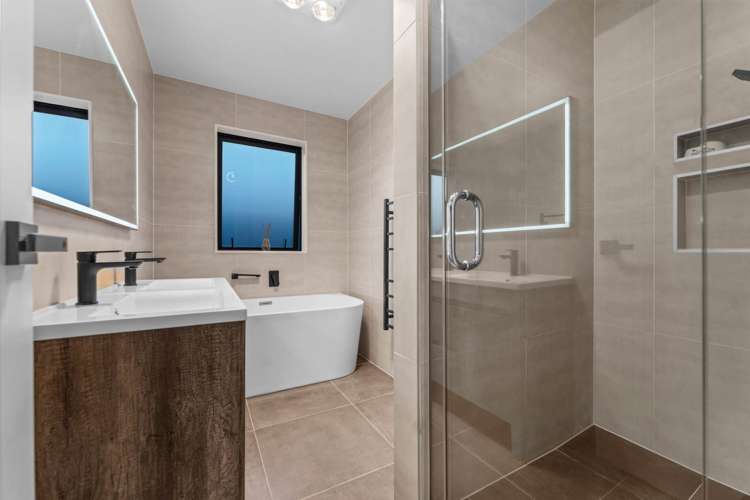 11 Pumau Place Flat Bush_16