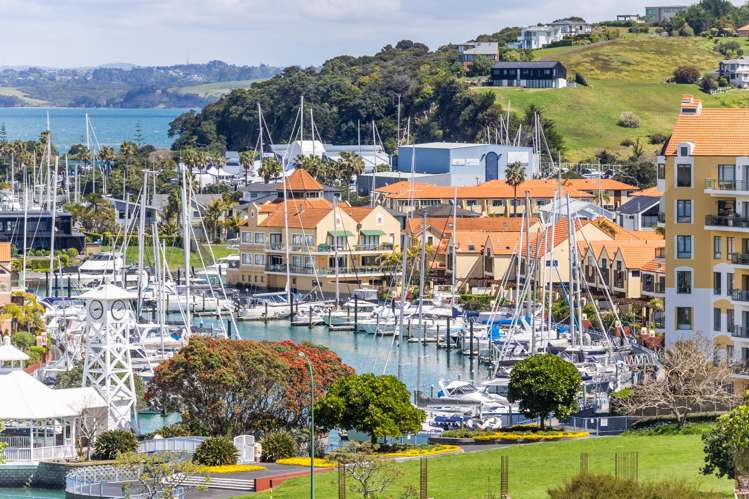 268 Alec Craig Way Gulf Harbour_40