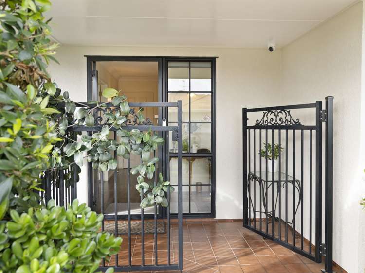 123 Longford Park Drive Takanini_32