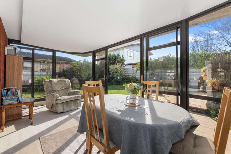 15 Lydbrook Place Otumoetai_3