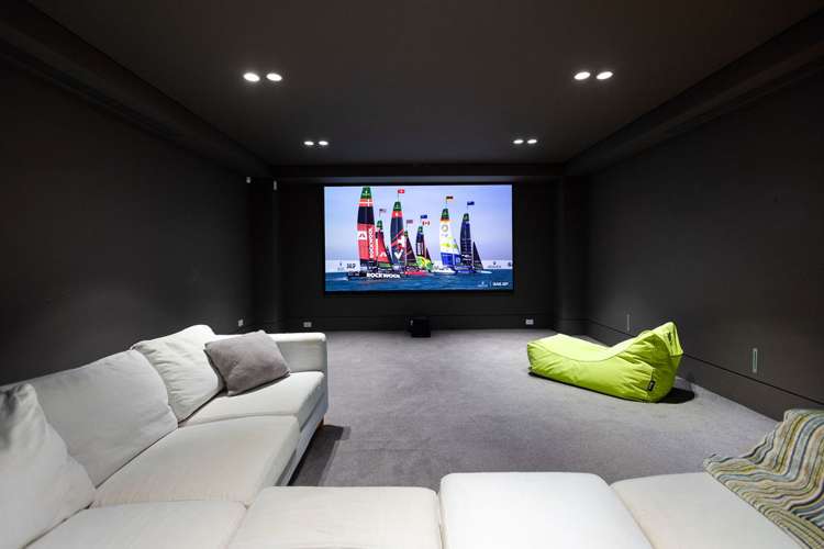 41 Beach Road Castor Bay_33