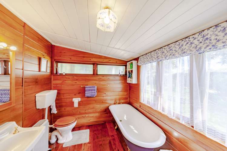 31 Lyall Street Tikokino_14