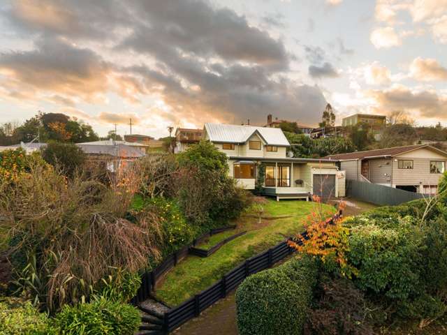 29 Glendale Drive Dinsdale_1
