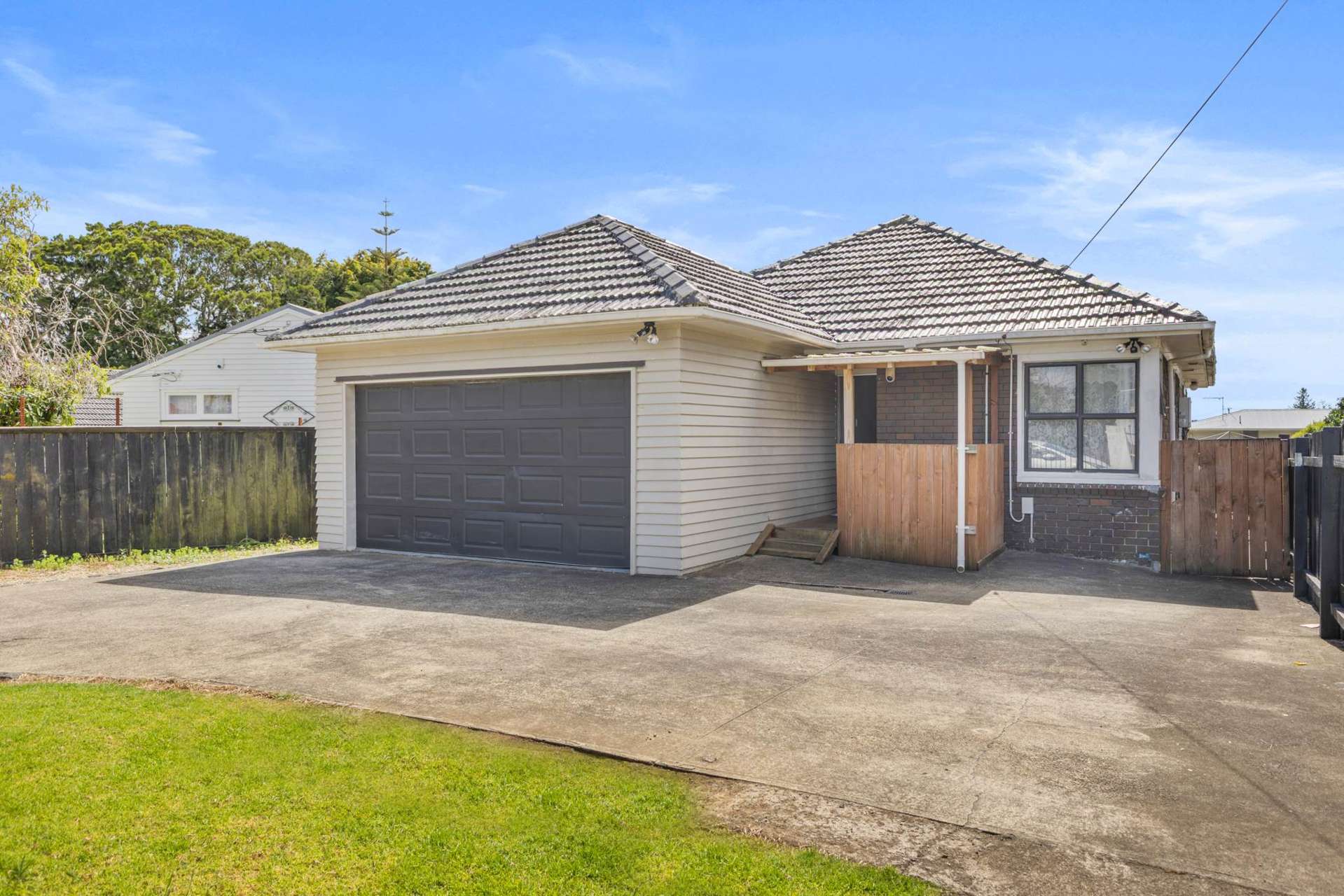 5 Lloyd Avenue Papatoetoe_0