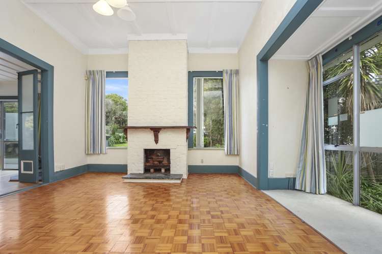 76 Onewa Road Northcote Point_8