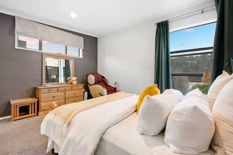 124 Kyle Road Greenhithe_13