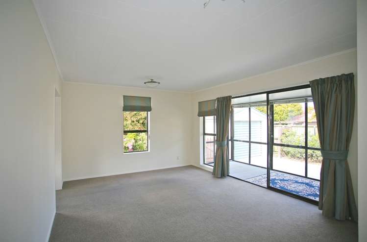 2/8a School Road Halswell_6