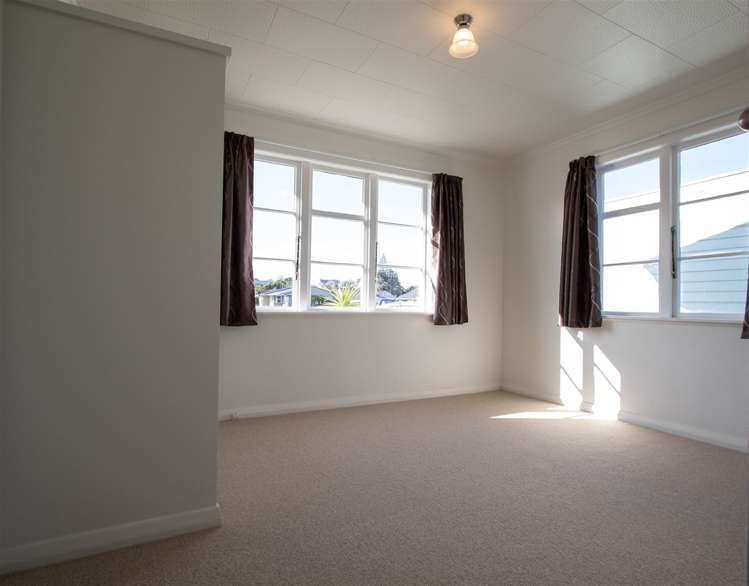 205 Stafford Street Hokitika_10