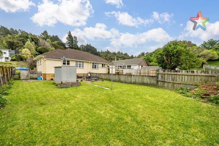 32 Bird Grove Stokes Valley_9