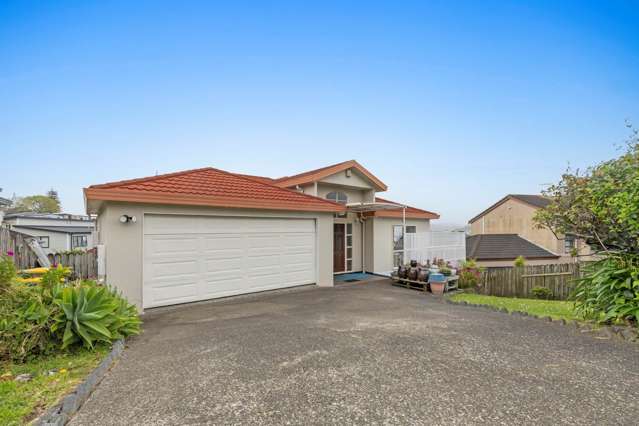 Family house +big land in Rangi Zone