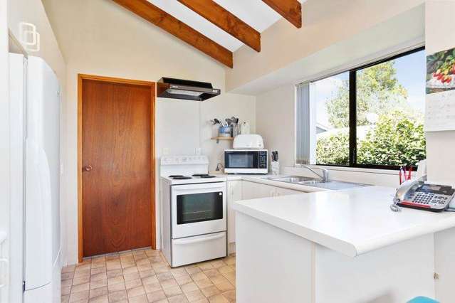 3/25 Captain Scott Road Glen Eden_4