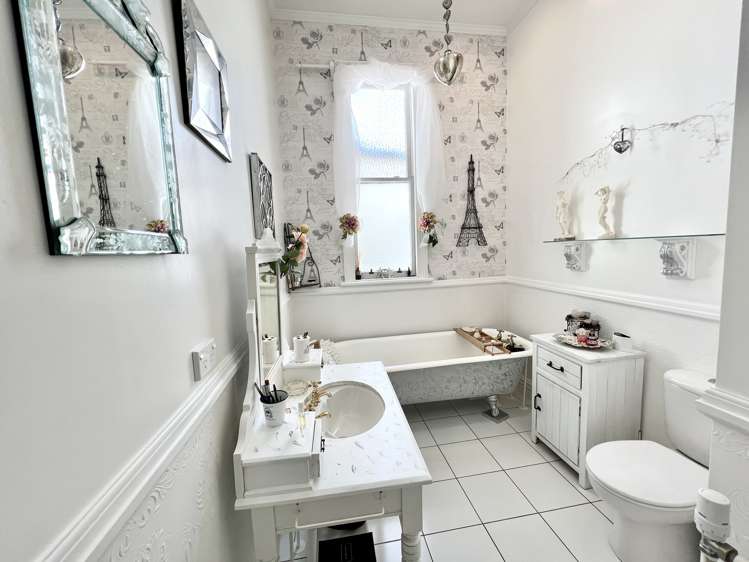 2 Grey Street Gladstone_12