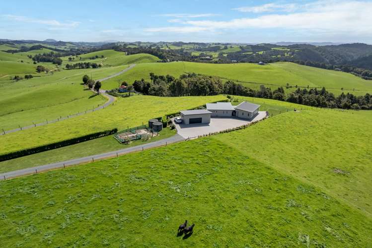 123 Waipipi Road Whananaki_30