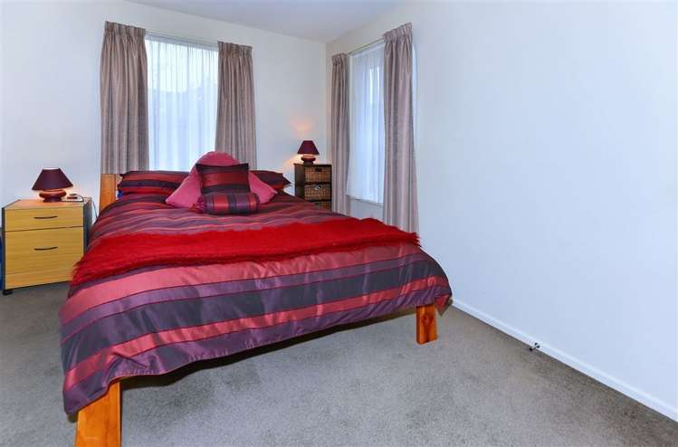 37 Awatea Gardens Wigram_13