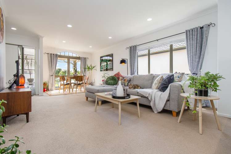 27/285 Vaughan Road Owhata_1