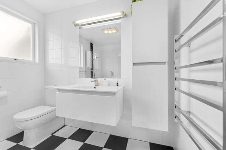 1/11 Brandon Road Glen Eden_8