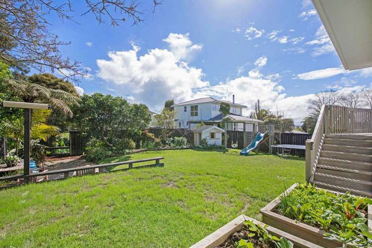 76 Advene Road Cockle Bay_18