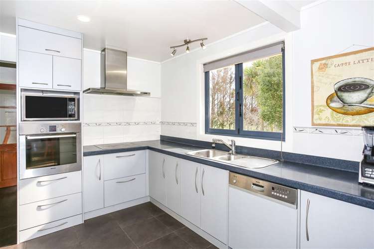 1107 Churchill Road Pukekawa_15