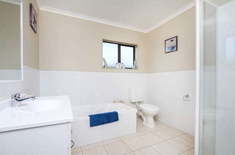 5 Andrusha Place Flat Bush_5