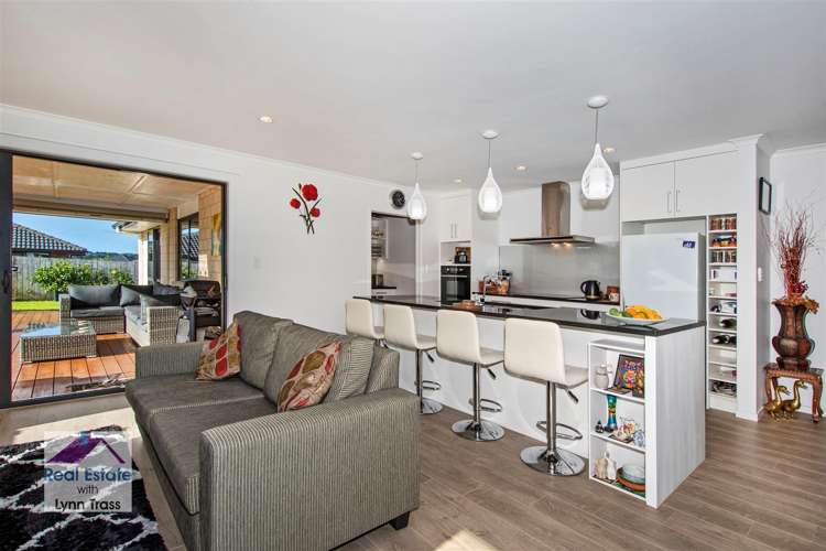 8 Dunstan Avenue Tikipunga_9