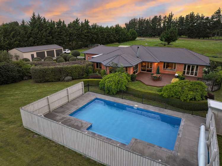 195 Lawford Road West Melton_31