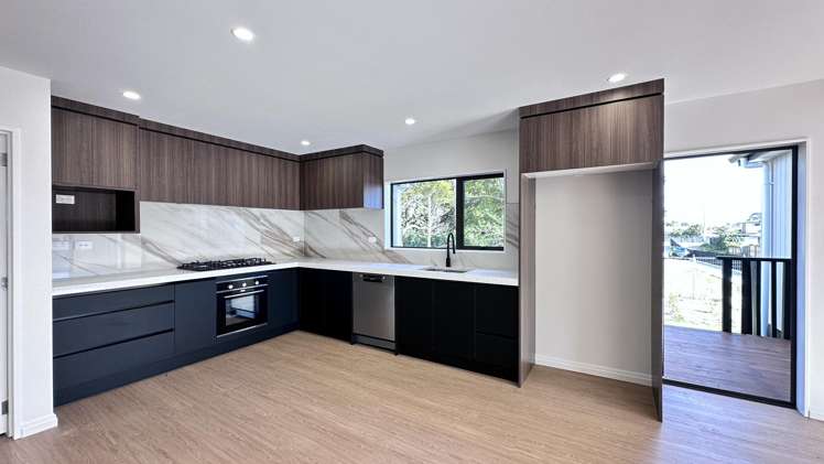 142 Great South Road_3