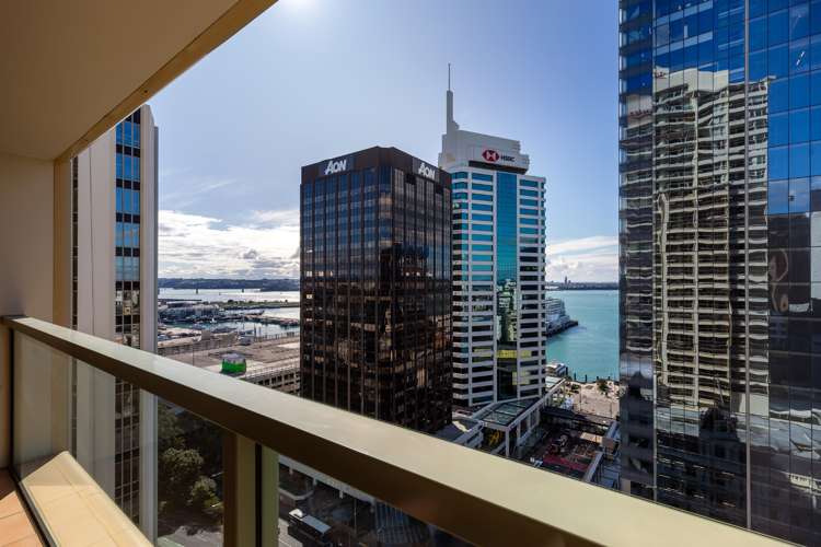 1605/8 Albert Street Auckland Central_16