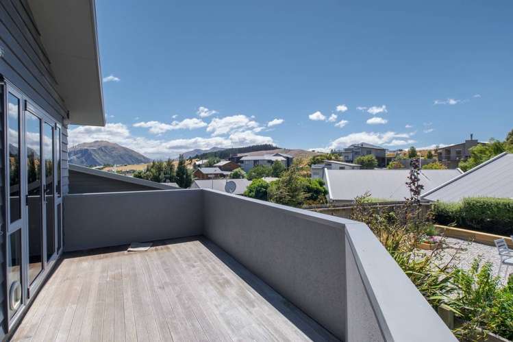 99 Kings Drive Wanaka_19
