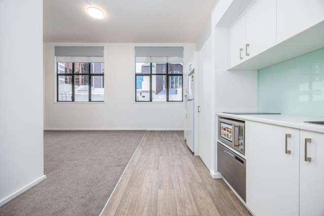 5H/11 Durham Street East Auckland Central_4