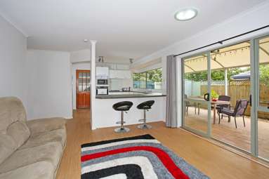 6 Cottesmore Place_2