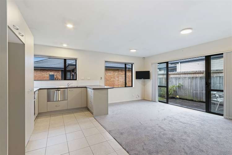 5/42 Sawyers Arms Road Northcote_3