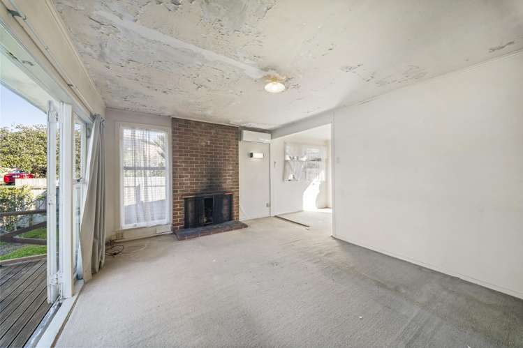 58 Dundee Place Blockhouse Bay_17