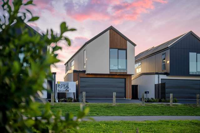 Modern Family Living by MacIntosh Reserve