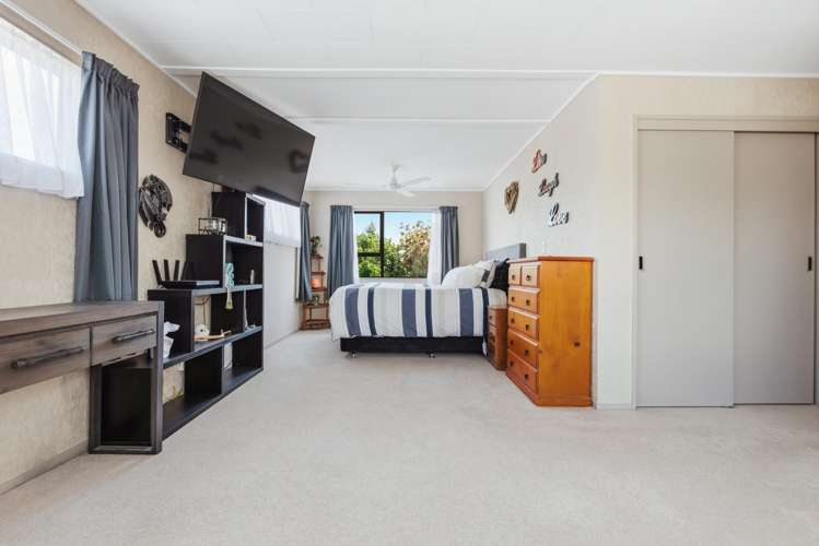 2 Kempton Place Richmond Heights_15