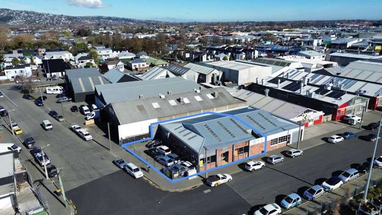 85 Thackeray Street Waltham_1