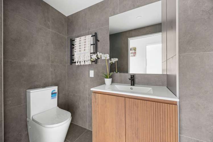 2/21 Valonia Street New Windsor_14