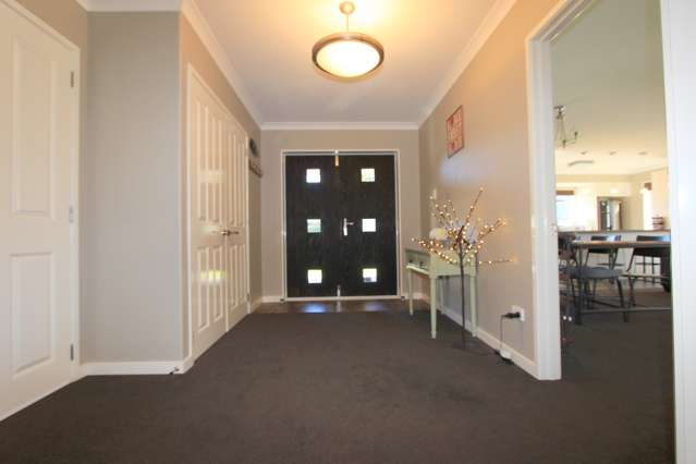 5 Kensington Place Springlands_3