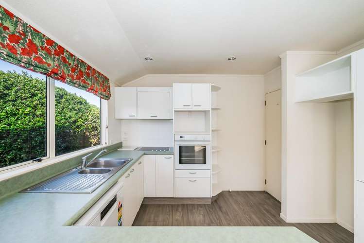 2a Cedar Drive Paraparaumu Beach_11
