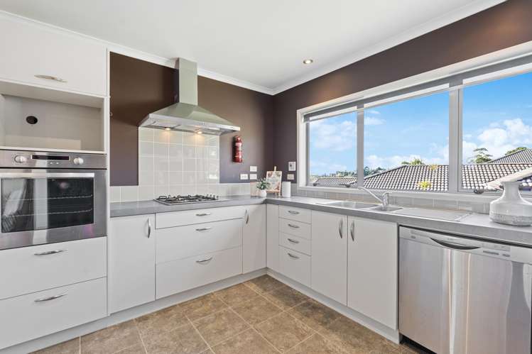 13 Anchorite Way Red Beach_11