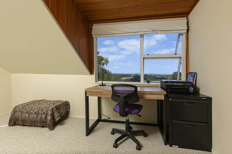 335 Ridge Road Paremoremo_19