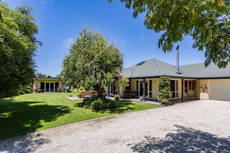 83 Old Main North Road Leithfield_24