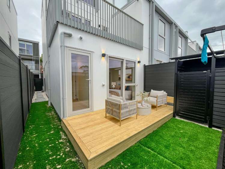 14/9 Aeroview Drive 1603_10