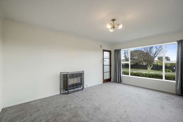 16 Parker Avenue Levin_4